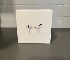 Apple AirPods Pro With Wireless Charging Case Original Box