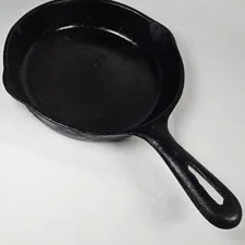 VTG #3 Cast Iron 6 1/2 Inch Skillet USA Made Kitchen Stove
