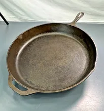 Large Vtg Lodge USA 14SK 15” Skillet Frying Pan Cookware