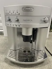 De'Longhi Magnifica Espresso Machine - Silver (ESAM-3300)